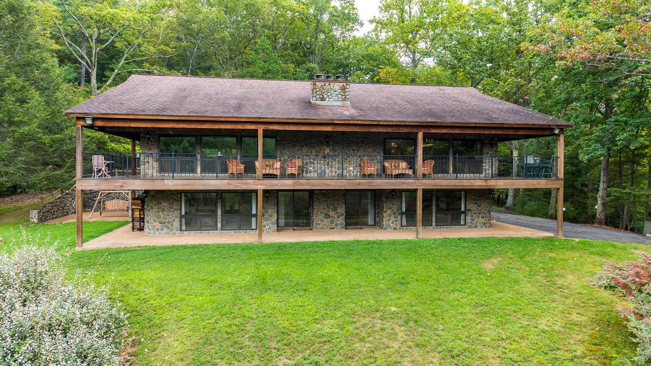 The Lodge In Sugar Hollow Crozet Exterior foto